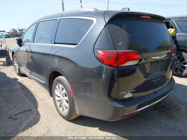 2C4RC1BG4JR214317 Chrysler Pacifica Touring L