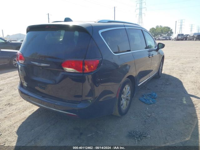 2C4RC1BG4JR214317 Chrysler Pacifica Touring L