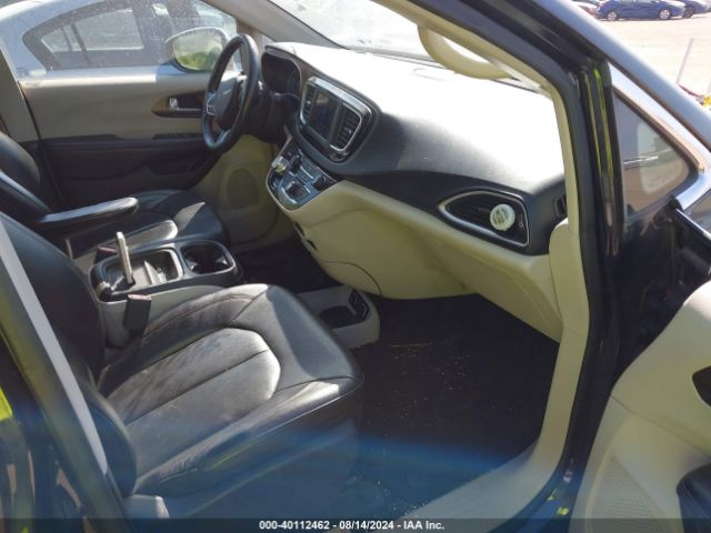 2C4RC1BG4JR214317 Chrysler Pacifica Touring L