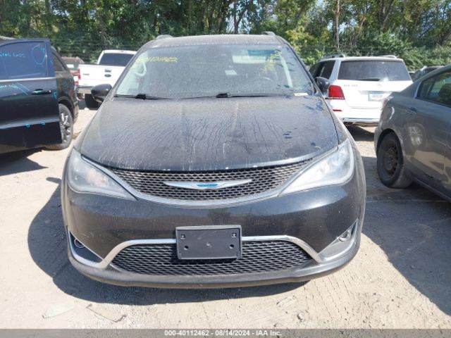 2C4RC1BG4JR214317 Chrysler Pacifica Touring L