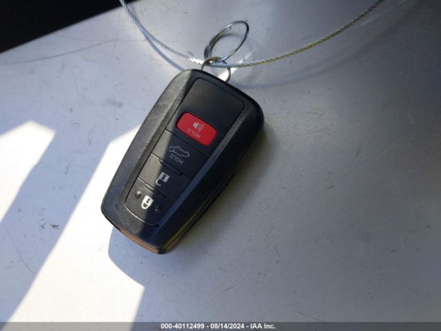 2T3C1RFV5MW158708 Toyota Rav4 Xle Premium