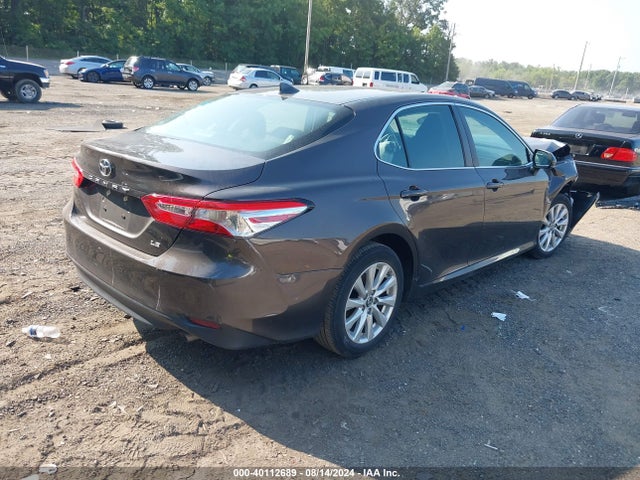 Toyota CAMRY LE 2019 4T1B11HK0KU252484 Image 4
