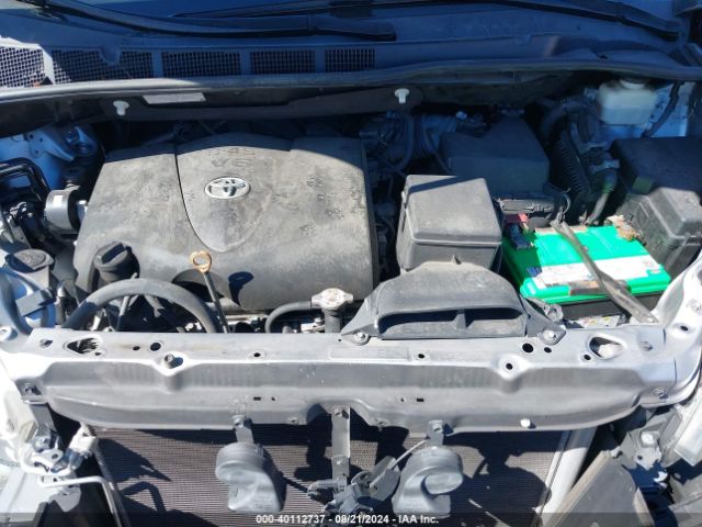 5TDKZ3DC2HS790690 Toyota Sienna Le 8 Passenger