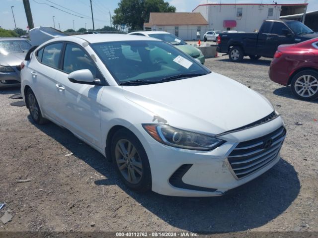 5NPD84LFXJH225645 Hyundai ELANTRA SEL
