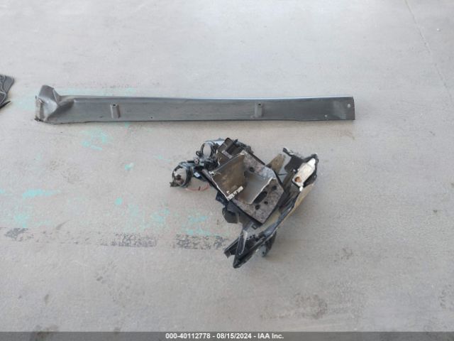 JA4AD2A30KZ007021 Mitsubishi Outlander Es