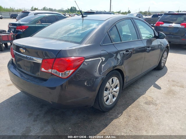 Chevrolet Cruze Ls Auto 2014 1G1PA5SHXE7195401 Image 4
