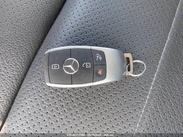 W1KWF8DB3MR628273 Mercedes-Benz C 300 Sedan
