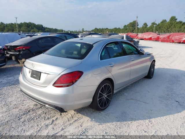 W1KWF8DB3MR628273 Mercedes-Benz C 300 Sedan
