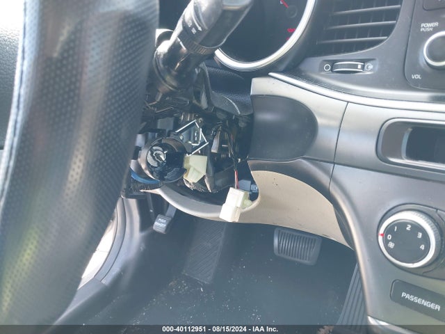 KIA Optima Lx 2015 5XXGM4A77FG447843 Image 6