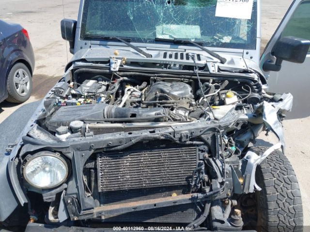 1C4BJWDG3GL270204 Jeep Wrangler Unlimited Sport