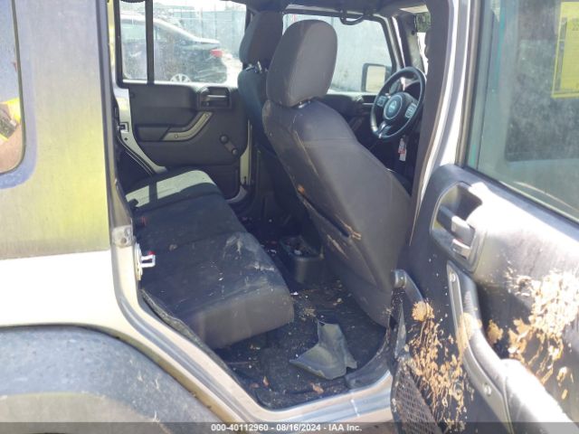 1C4BJWDG3GL270204 Jeep Wrangler Unlimited Sport