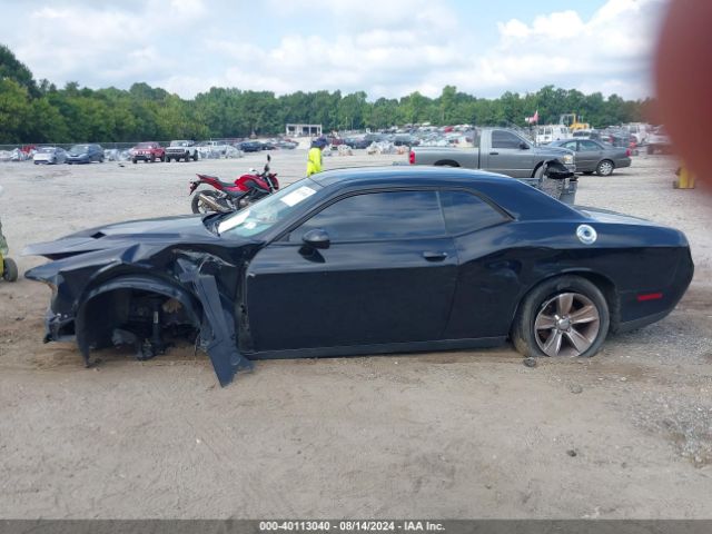 2C3CDZAGXHH514595 Dodge Challenger Sxt