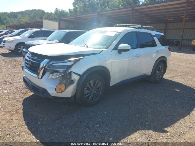 5N1DR3BA0NC203471 Nissan Pathfinder Sv 2wd