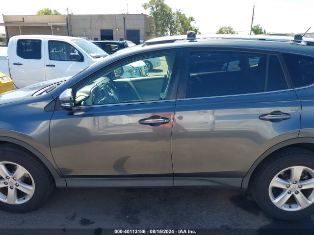 Toyota Rav4 Xle 2014 JTMWFREVXED027014 Image 15