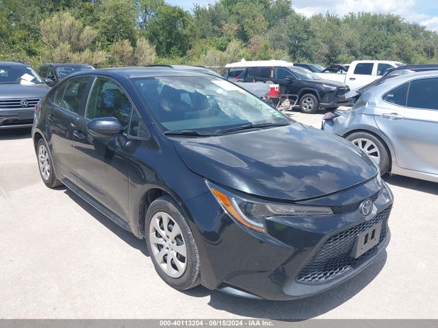 Toyota COROLLA LE 2022 5YFEPMAE0NP299103 main image
