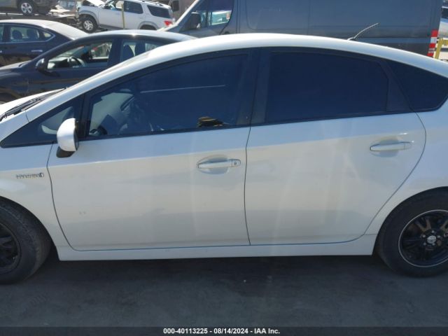 JTDKN3DU4F0454298 Toyota Prius Two