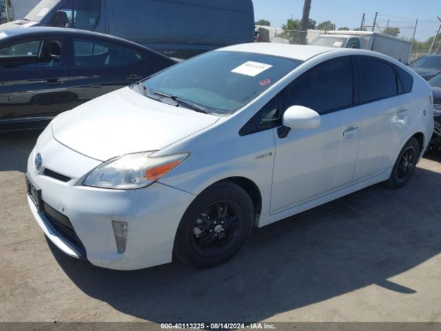 JTDKN3DU4F0454298 Toyota Prius Two