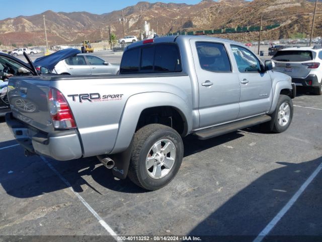3TMLU4EN3FM176267 Toyota Tacoma Base V6