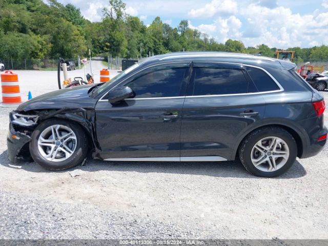 WA1BNAFYXJ2023394 Audi Q5 2.0t Premium/2.0t Tech Premium