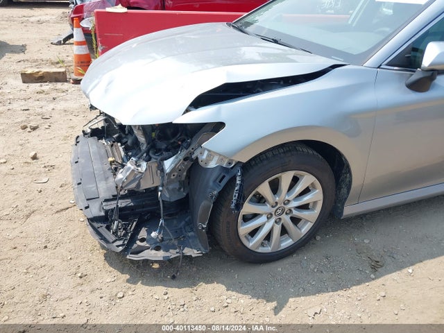 Toyota CAMRY LE 2019 4T1B11HK2KU239297 Image 17
