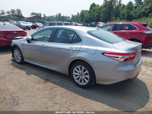 Toyota CAMRY LE 2019 4T1B11HK2KU239297 Image 3