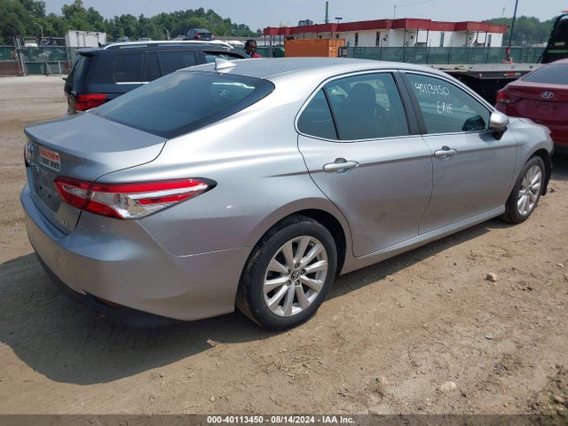 Toyota CAMRY LE 2019 4T1B11HK2KU239297 Image 4