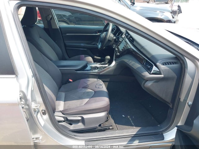 Toyota CAMRY LE 2019 4T1B11HK2KU239297 Image 5