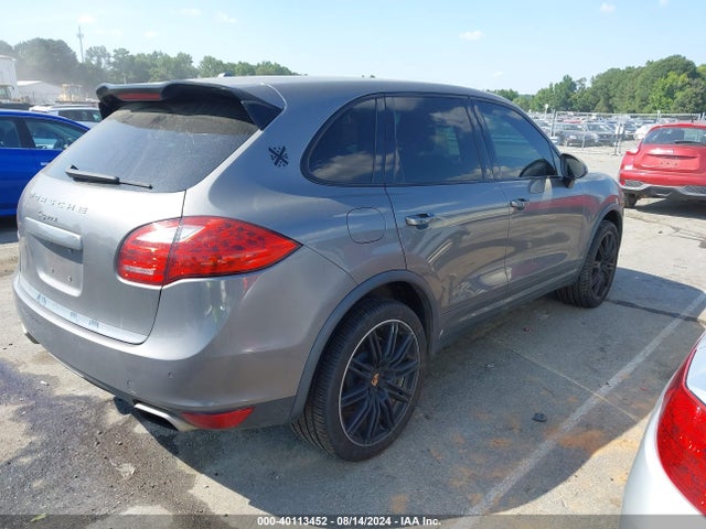2013 PORSCHE CAYENNE WP1AA2A29DLA11627 Photo 3