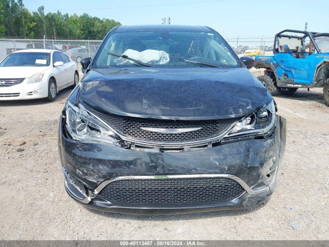Chrysler Pacifica Touring Plus 2018 2C4RC1FG6JR125567 Image 12