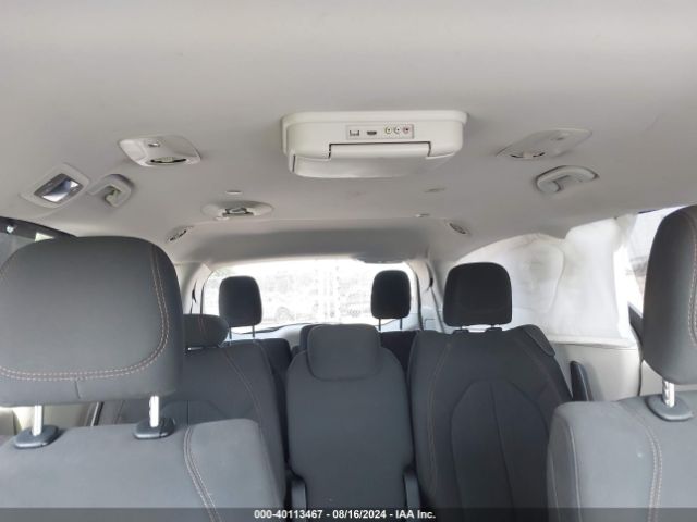 Chrysler Pacifica Touring Plus 2018 2C4RC1FG6JR125567 Image 8