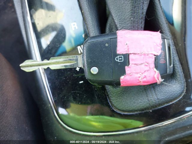 3KPFK4A75HE066019 KIA FORTE LX