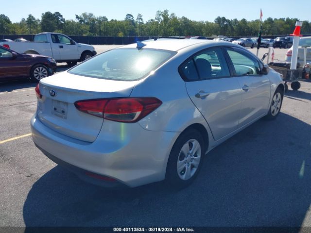 3KPFK4A75HE066019 KIA FORTE LX