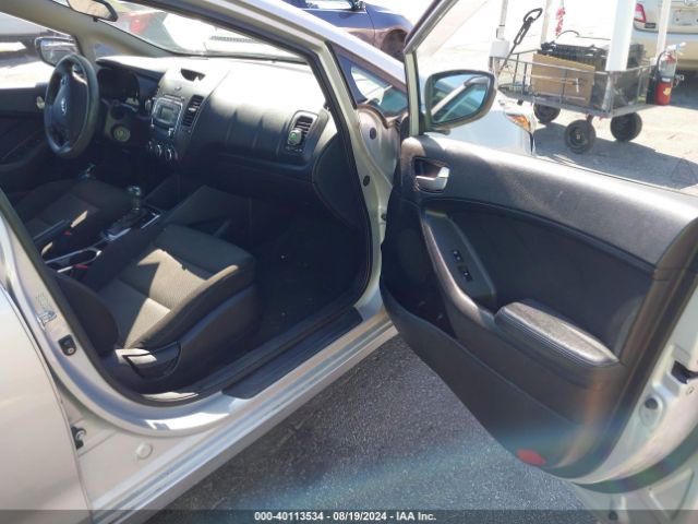 3KPFK4A75HE066019 KIA FORTE LX