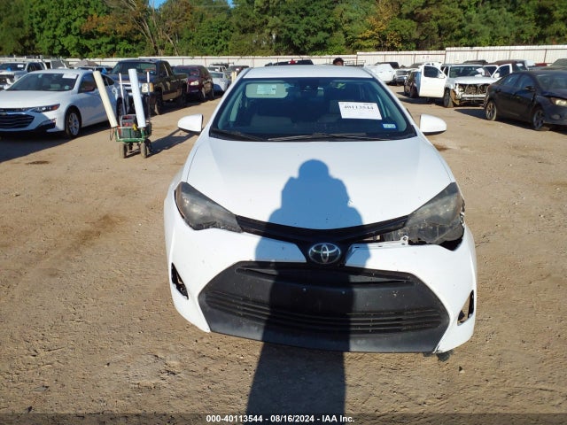 Toyota COROLLA LE 2018 5YFBURHE5JP814573 Image 12