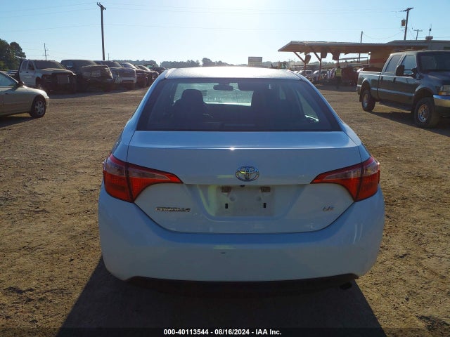 Toyota COROLLA LE 2018 5YFBURHE5JP814573 Image 16