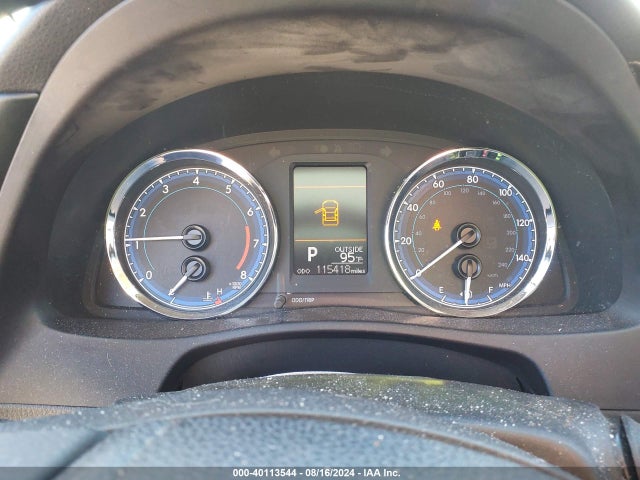 Toyota COROLLA LE 2018 5YFBURHE5JP814573 Image 7