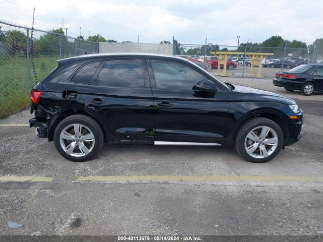 WA1ANAFY5J2012282 Audi Q5 2.0t Premium/2.0t Tech Premium