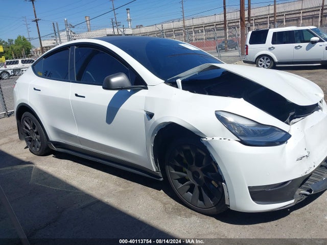 2023 TESLA MODEL Y 7SAYGAEE7PF591208 Photo 0