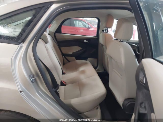1FADP3F25FL255537 Ford FOCUS SE
