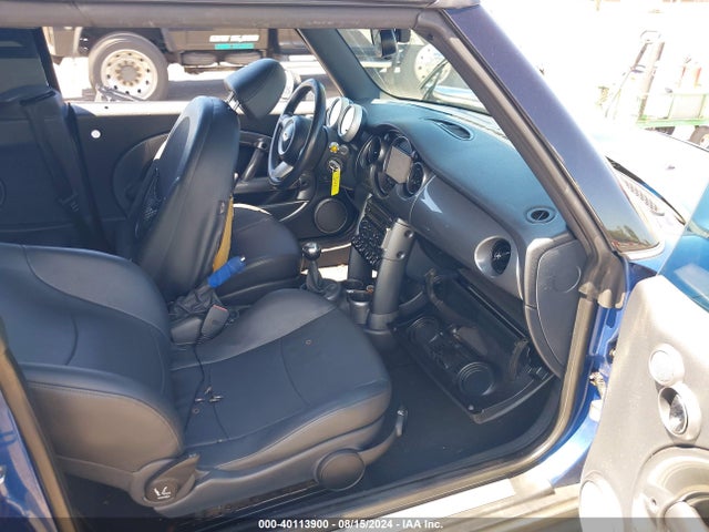 2007 MINI COOPER S WMWRH33517TJ43389 Photo 4