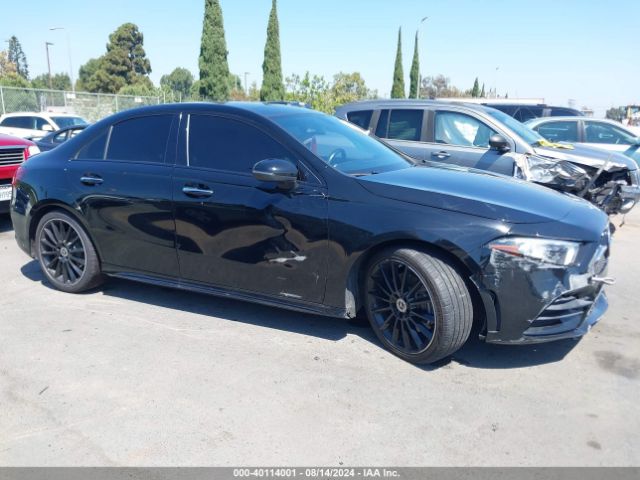 W1K3G4EB7LJ223957 Mercedes-Benz A 220