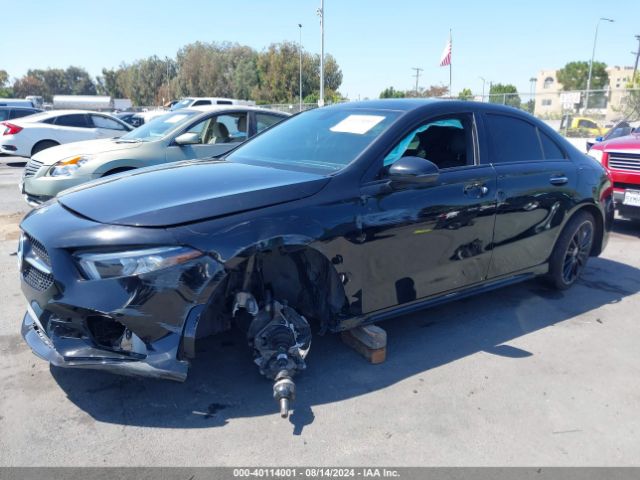 W1K3G4EB7LJ223957 Mercedes-Benz A 220