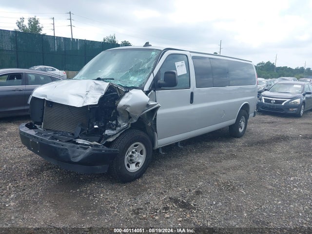 1GAZGNFP7L1261315 Chevrolet Express Passenger Rwd 3500 Extended Wheelbase Ls