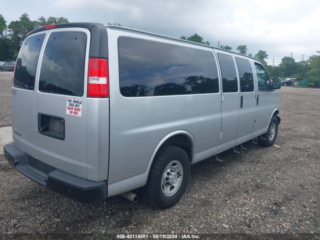 1GAZGNFP7L1261315 Chevrolet Express Passenger Rwd 3500 Extended Wheelbase Ls