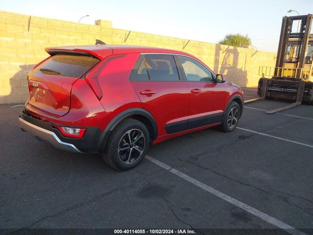 KIA NIRO LX 2024 KNDCP3LE5R5121186 Image 4