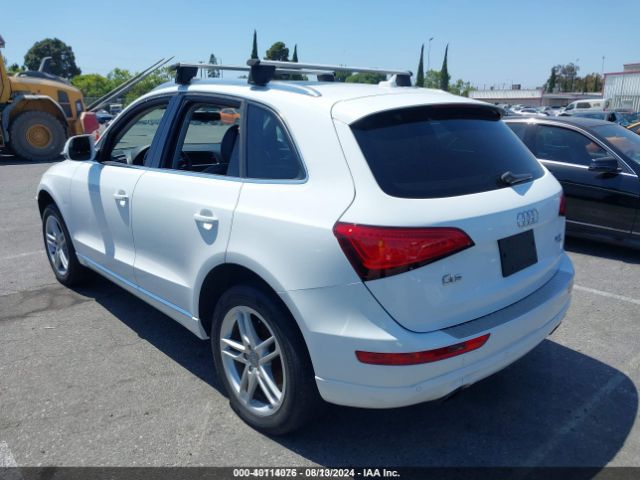 WA1LFAFP0EA015339 Audi Q5 2.0t Premium