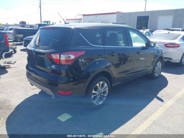 1FMCU9GD7HUD20804 Ford ESCAPE SE