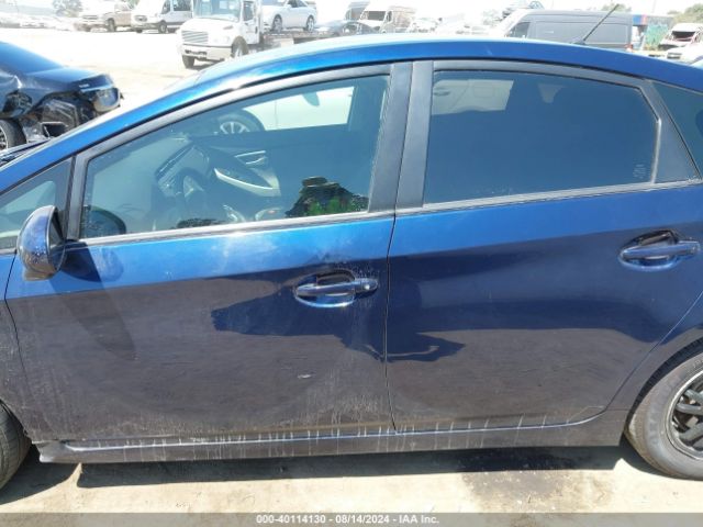JTDKN3DU9F0435312 Toyota Prius Two