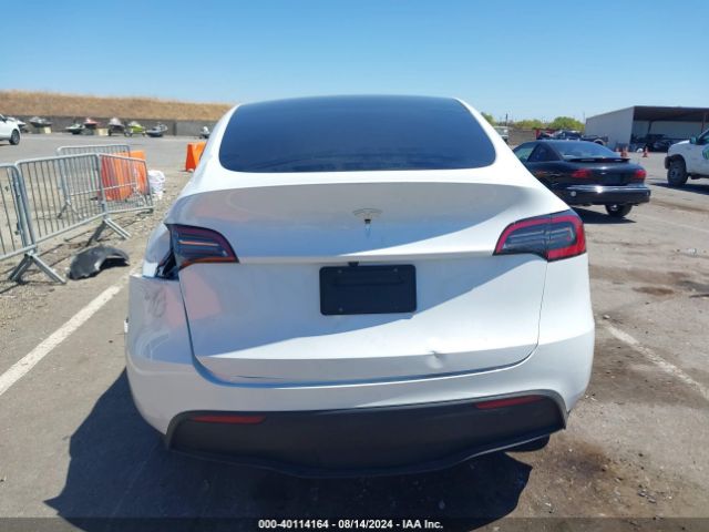 7SAYGDED5RF015600 Tesla Model Y