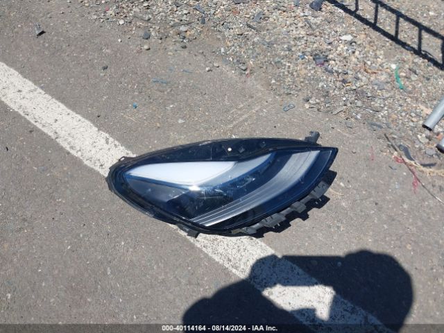 7SAYGDED5RF015600 Tesla Model Y